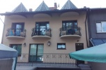 10,2 - 15,1%. Wynajęty budynek mieszkalno-pensjonatowy (basen + sauna). 920 tys.