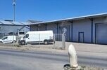 Atrakcyjna hala z biurem na sprzedaż lub wynajem– Wiedeń, doskonała lokalizacja przy autostradzie