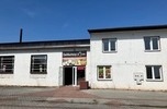 Duży budynek produkcyjno-biurowy, nieruchomość magazyn, Nisko