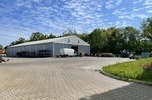 Działkę z 3 halami produkcyjno-magazynowymi sprzedam