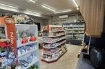 Funkcjonujący sklep spożywczy wraz z wyposażeniem i towarem