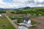 Kompleks 9 działek z domkiem na wynajem (Domek w Słonecznikach)