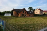 Nieruchomość - dom 240m i 2750 m2 działki