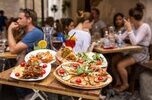 Odstąpię działającą restaurację w Krakowie Stare Miasto 300+ mkw ogródek