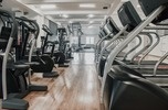 Prosperująca siłownia / fitness club