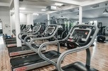 Prosperująca siłownia / fitness club