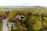 Sprzedam (ok. 1ha) funkcjonujący pensjonat + domki letniskowe + baseny + boiska + infrastr.+ staw+.