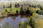 Sprzedam (ok. 1ha) funkcjonujący pensjonat + domki letniskowe + baseny + boiska + infrastr.+ staw+.