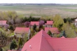 Sprzedam (ok. 1ha) funkcjonujący pensjonat + domki letniskowe + baseny + boiska + infrastr.+ staw+.