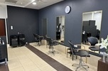 Sprzedam salon fryzjerski w centrum handlowym HomePark Janki (Warszawa)