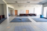 Wynajmę lokal pod firmę - 350m2 lub 300m2